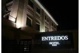 Khách sạn Entredos
