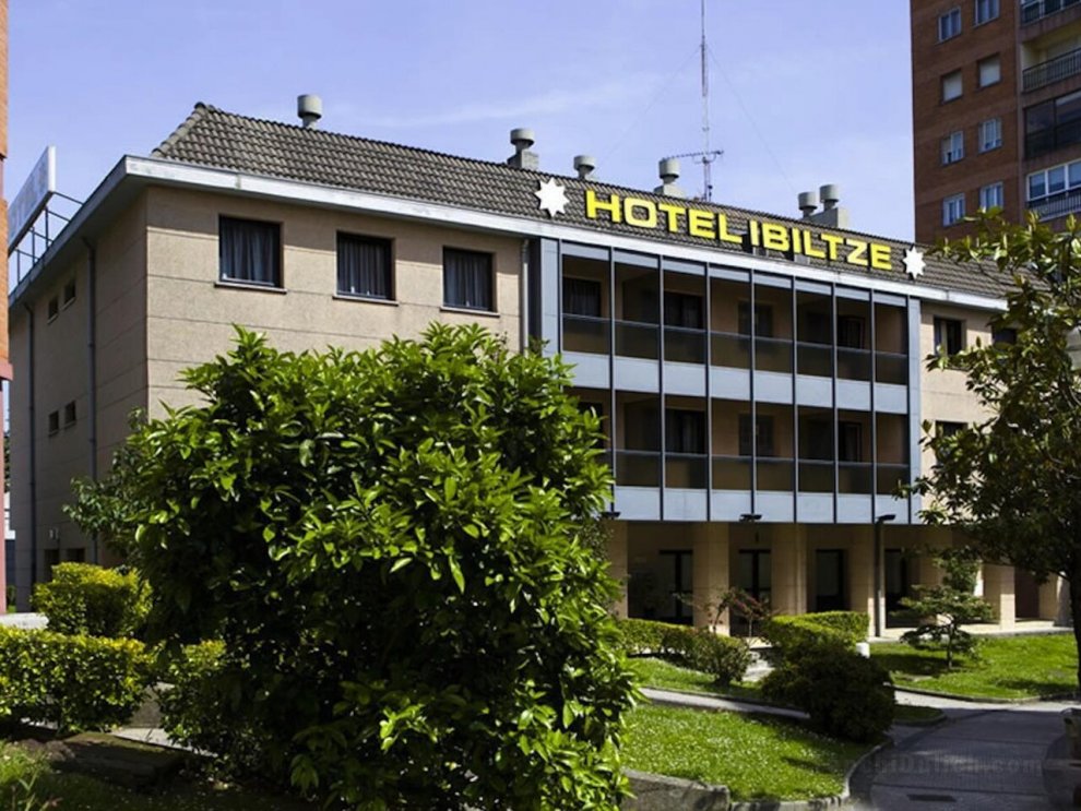 Khách sạn Ibiltze