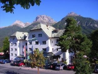 Khách sạn Typically Swiss Altana
