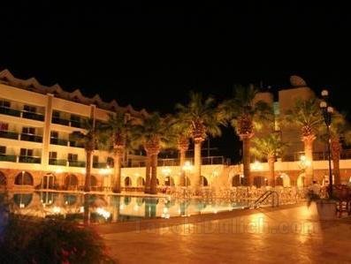 Khách sạn Turunc Resort