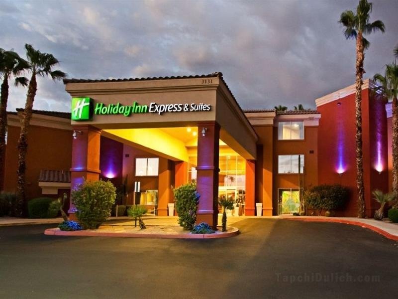 Khách sạn Holiday Inn Express & Suites Scottsdale - Old Town