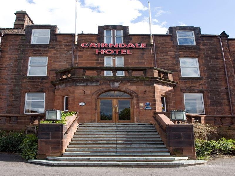 Khách sạn The Cairndale & Leisure Club
