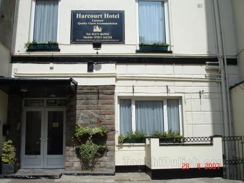 Khách sạn Harcourt