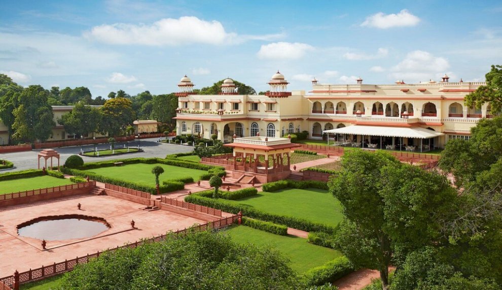 Khách sạn Jai Mahal Palace