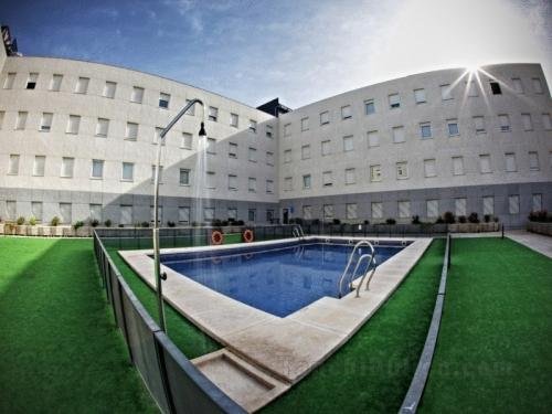 Apartamentos Vértice Sevilla Aljarafe