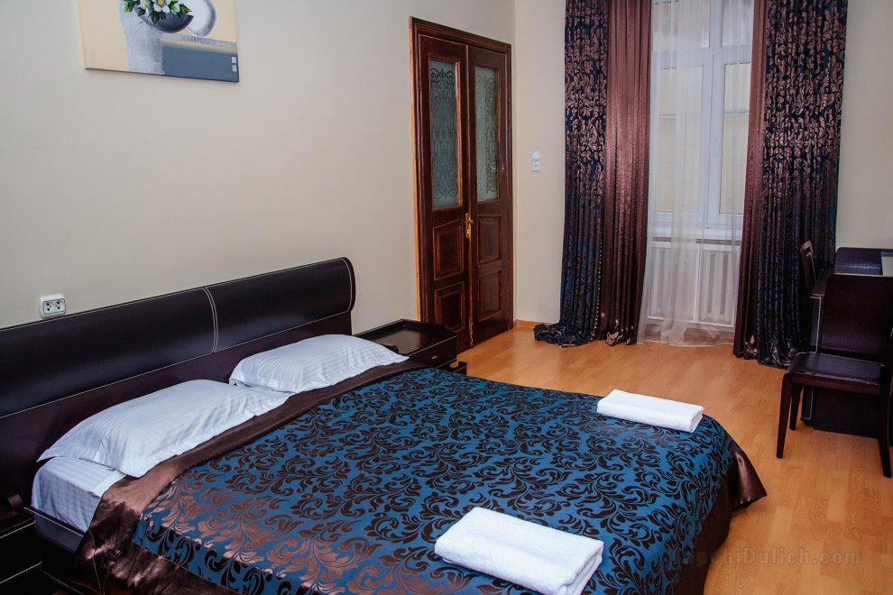 Three Bedrooms Apartment,  Kostyushka ,16