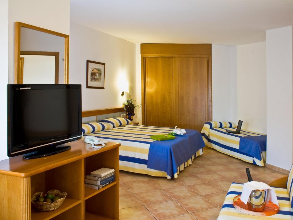 Azuline Hotel - Apartamento Rosamar
