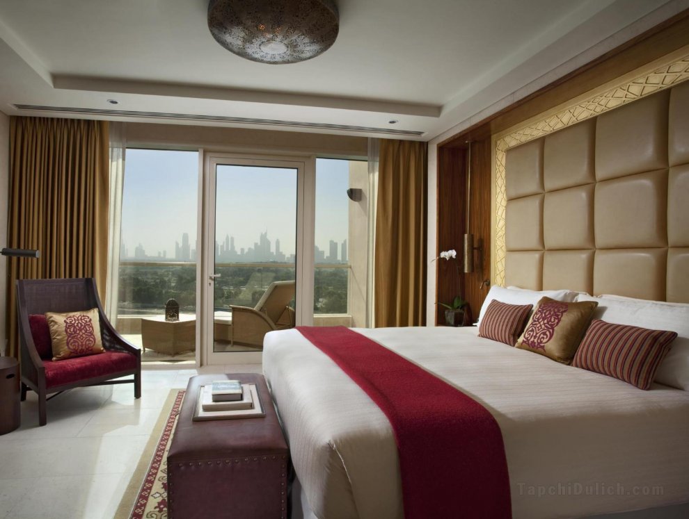 Khách sạn Raffles Dubai