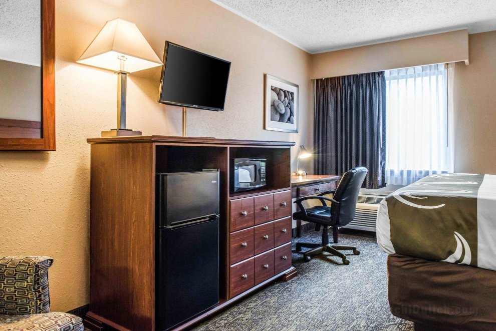 Quality Inn Austintown- Youngstown West
