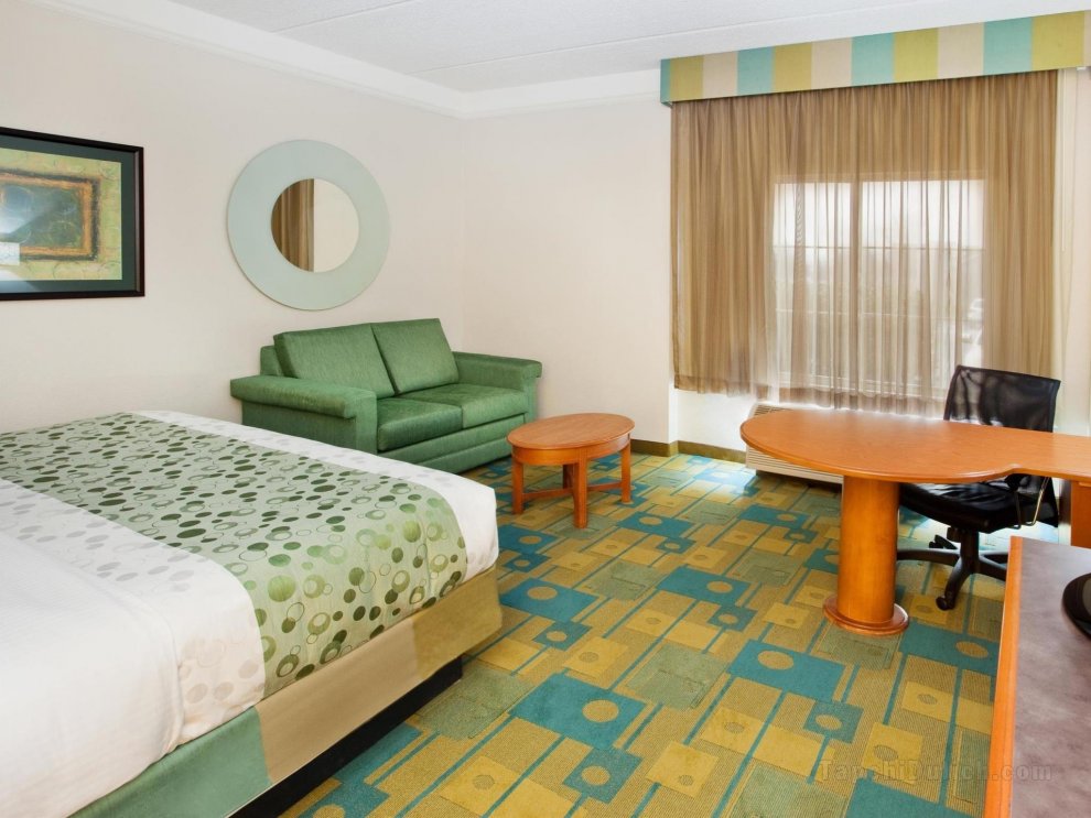 La Quinta Inn & Suites by Wyndham Greenville Haywood
