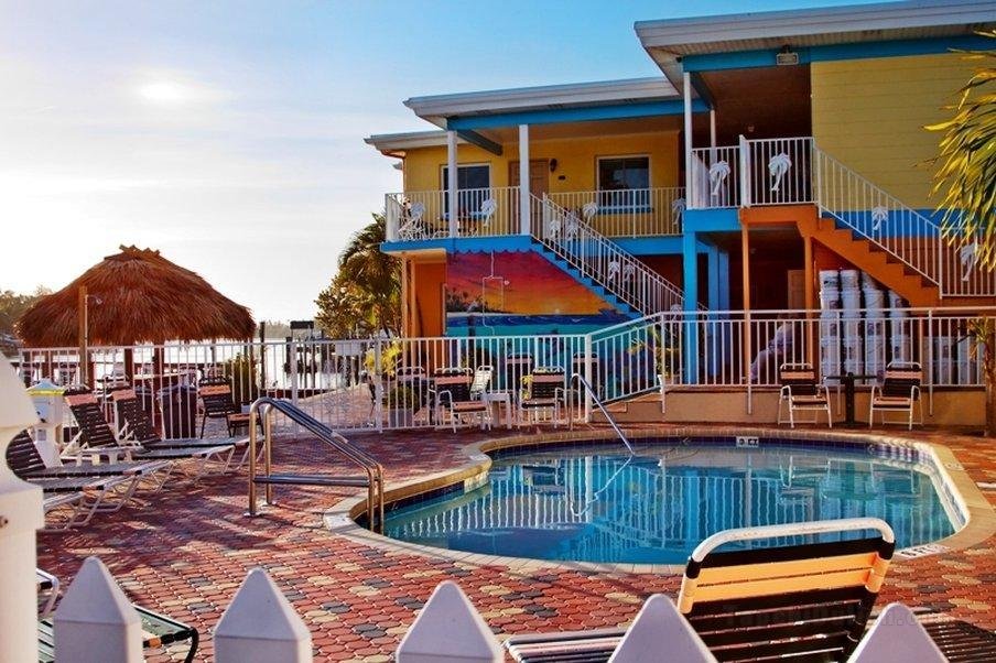 Khách sạn Bay Palms Waterfront Resort - and Marina