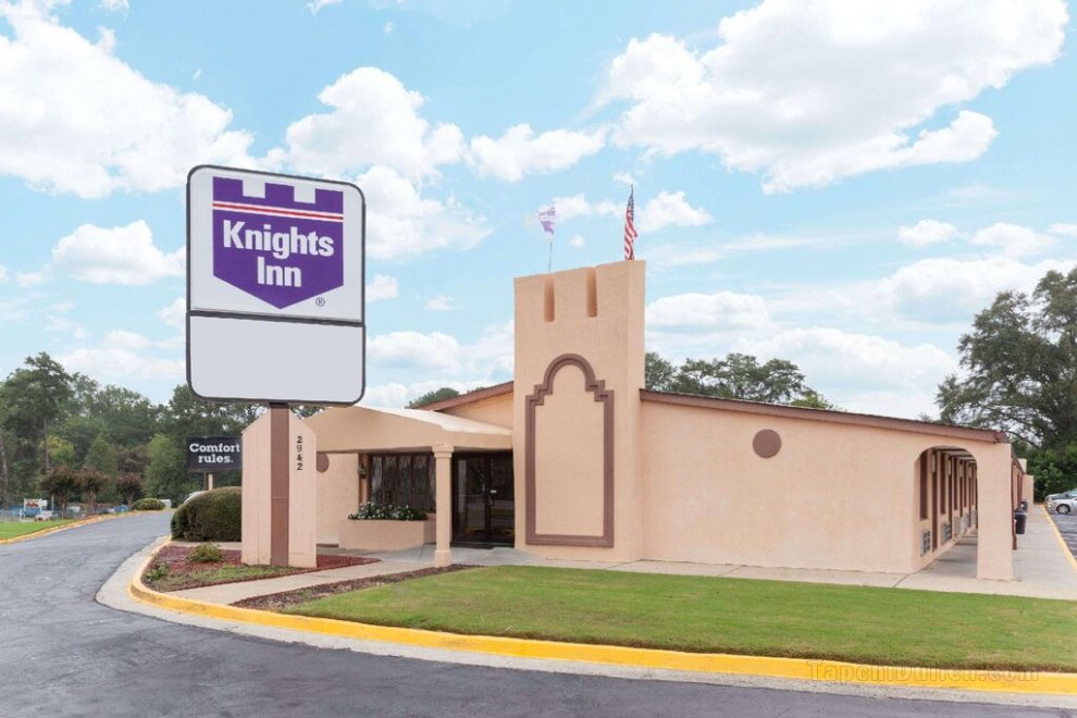Knights Inn - Tucker, GA