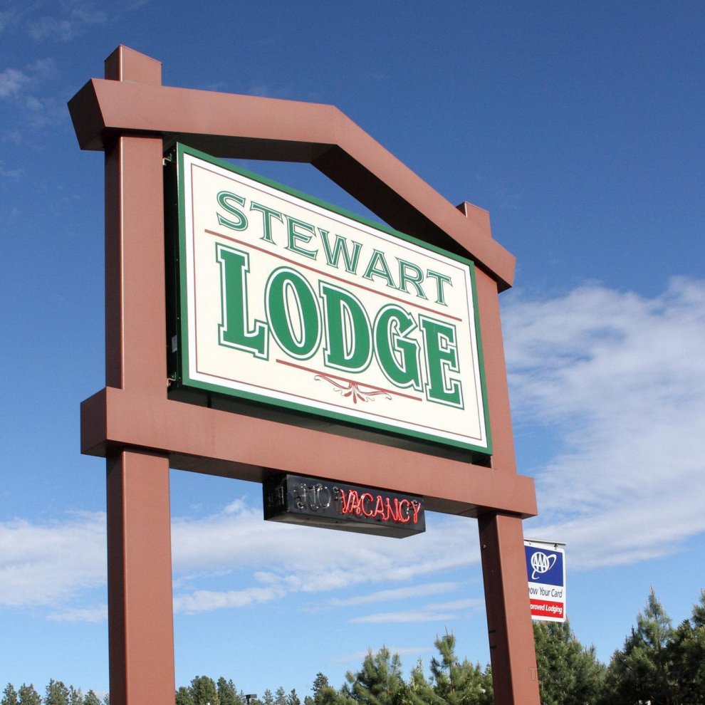 Stewart Lodge
