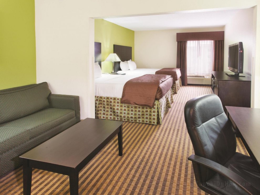 La Quinta Inn & Suites by Wyndham Columbus - Grove City