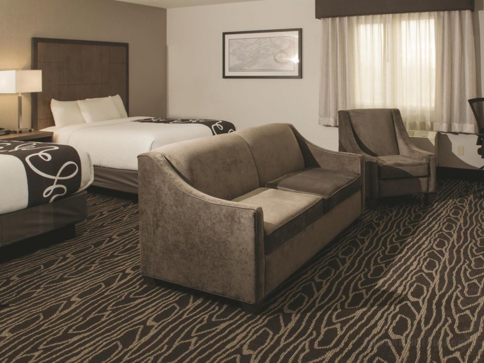 La Quinta Inn & Suites by Wyndham Fairbanks Airport