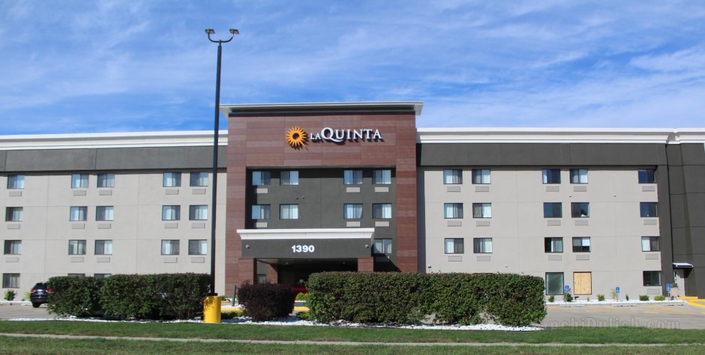La Quinta Inn & Suites by Wyndham Des Moines West Clive