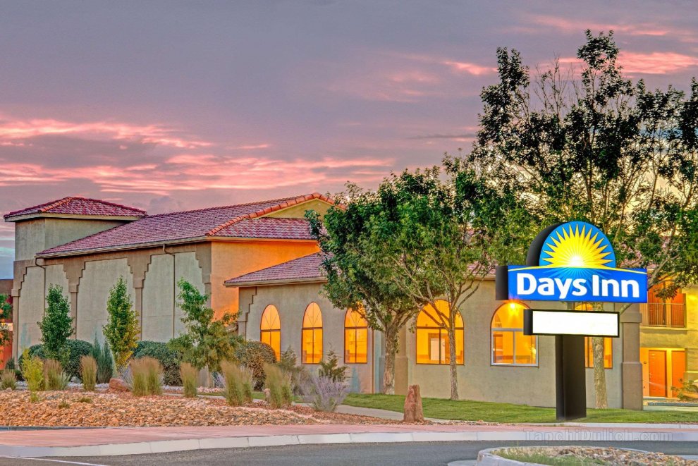 Days Inn by Wyndham Rio Rancho