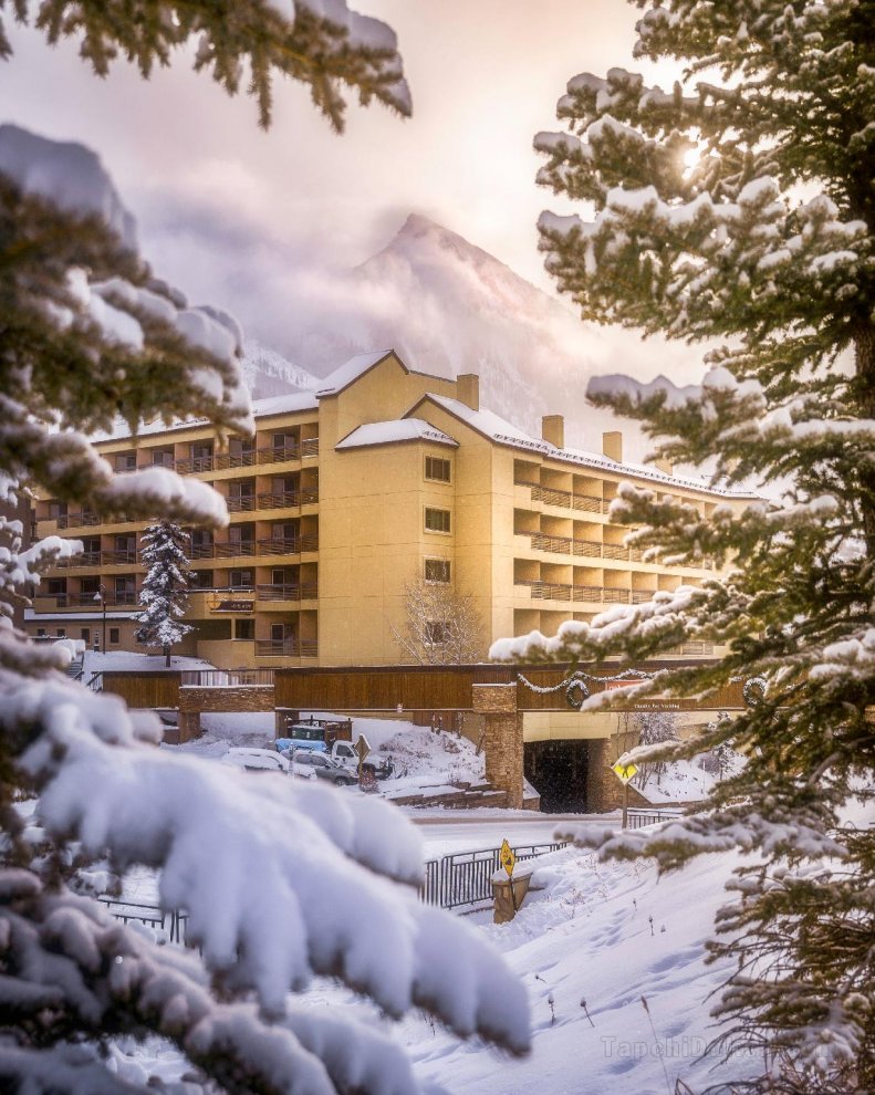 Khách sạn Elevation and Spa Crested Butte