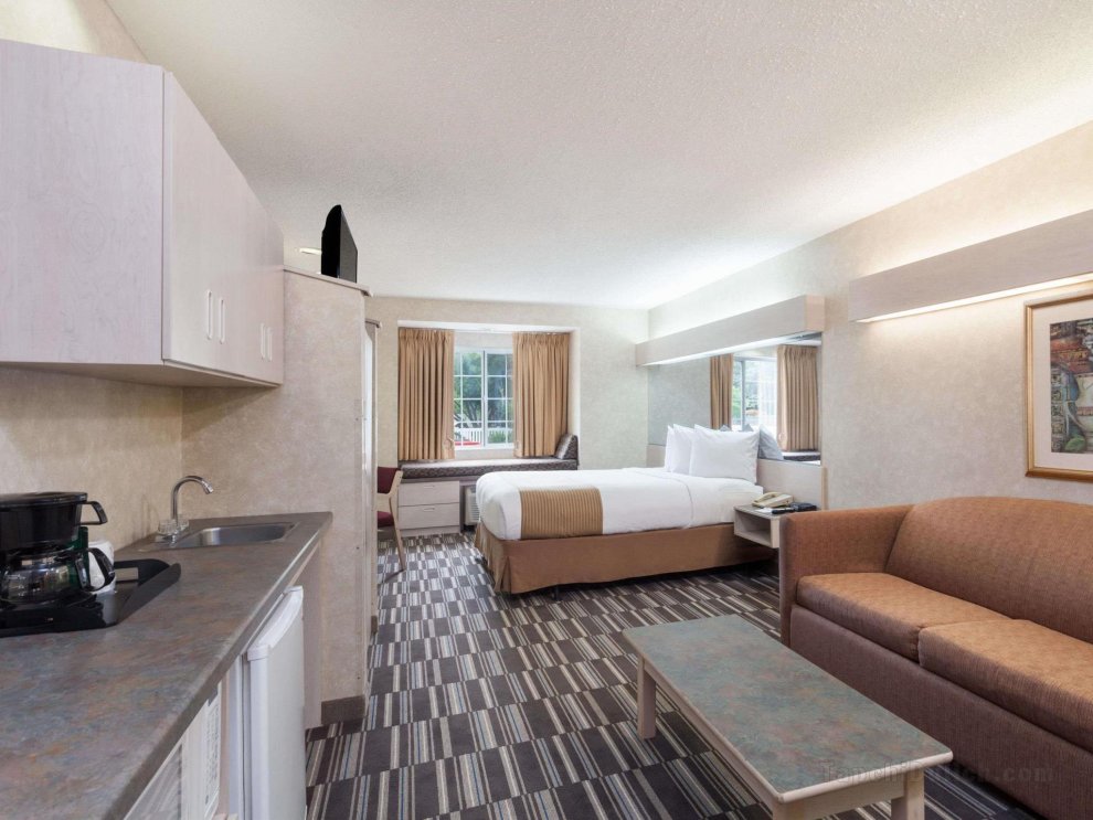 Microtel Inn & Suites by Wyndham Decatur