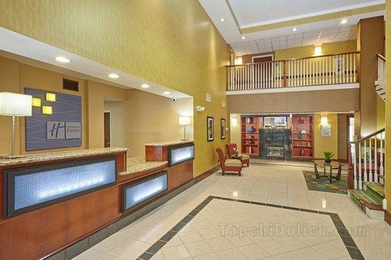 Khách sạn Holiday Inn Express & Suites Buford-Mall Of Georgia