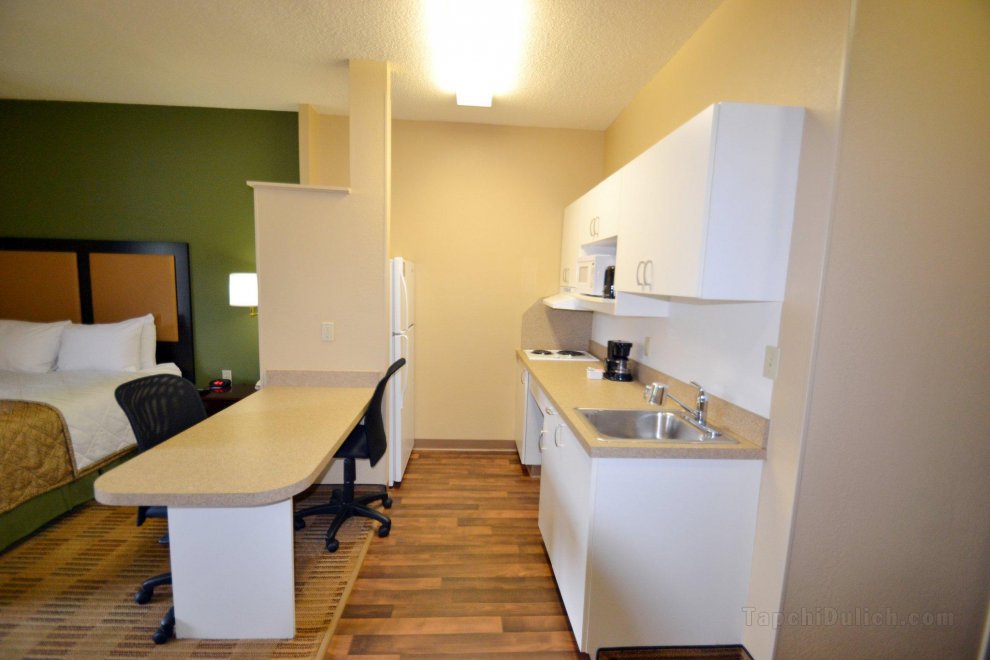 Extended Stay America Suites - Chicago - Downers Grove