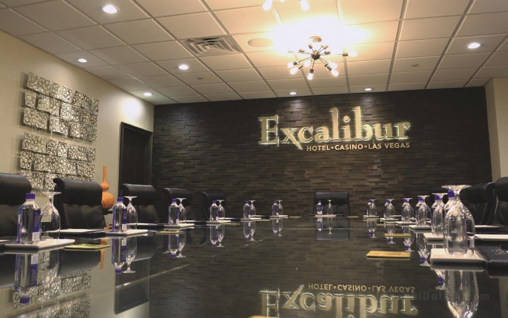 Khách sạn Excalibur