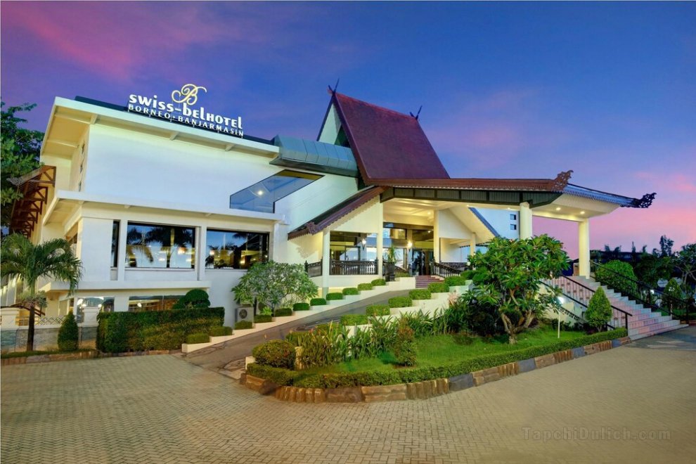 瑞雅婆羅洲馬辰酒店