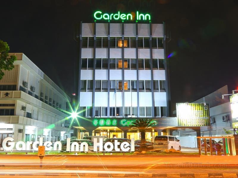 Khách sạn Garden Inn
