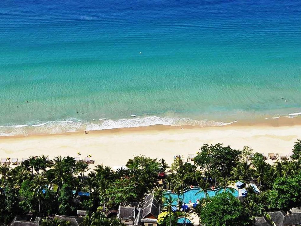 Andaman White Beach Resort (SHA Extra Plus)