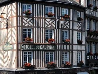 Khách sạn Le Dauphin Les Loges