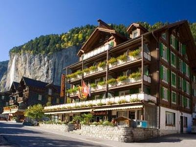 Khách sạn Oberland