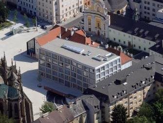 Khách sạn Am Domplatz