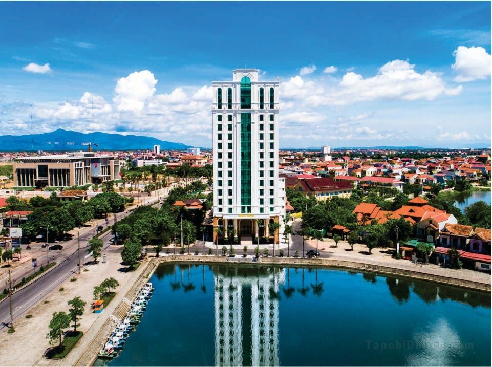Khách sạn Royal Quang Binh
