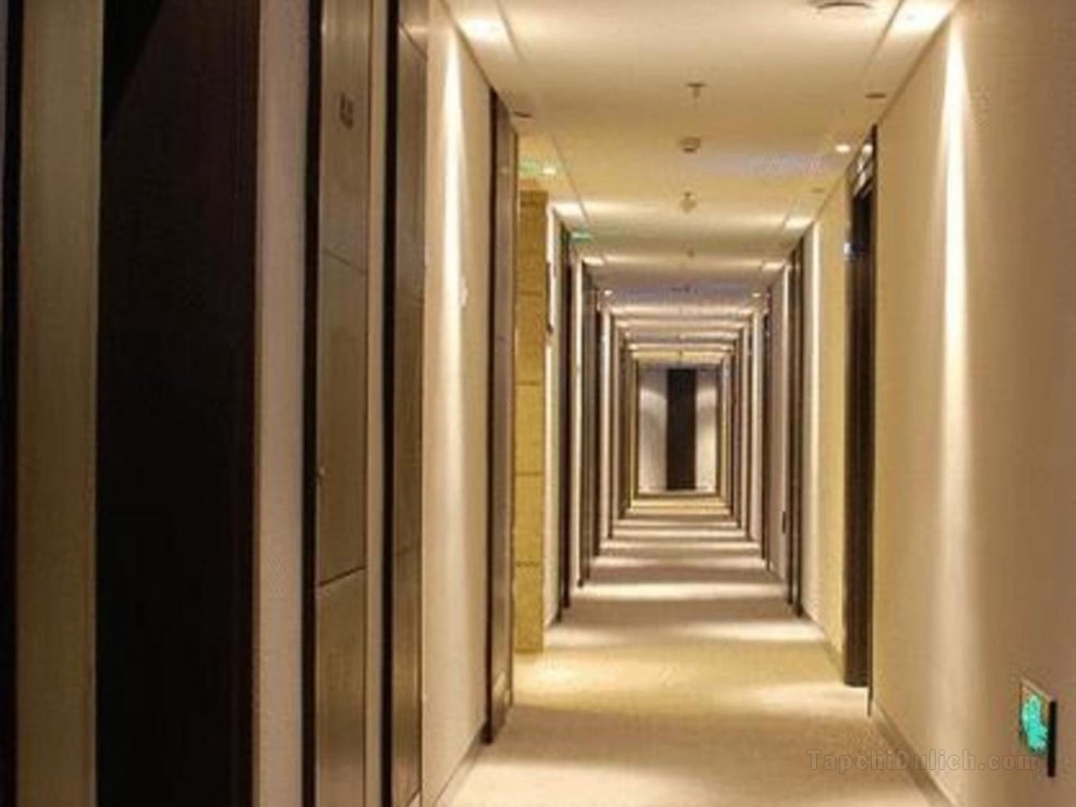Khách sạn Housing International Qingdao