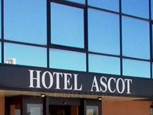 Khách sạn Ascot
