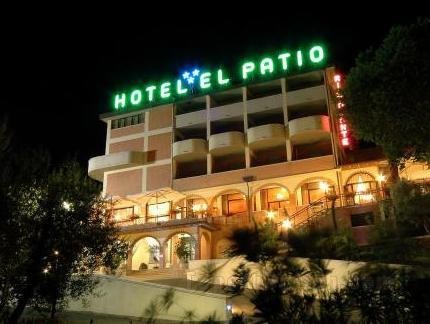 Khách sạn El Patio