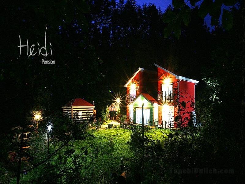 Heidi House - Gold Sol