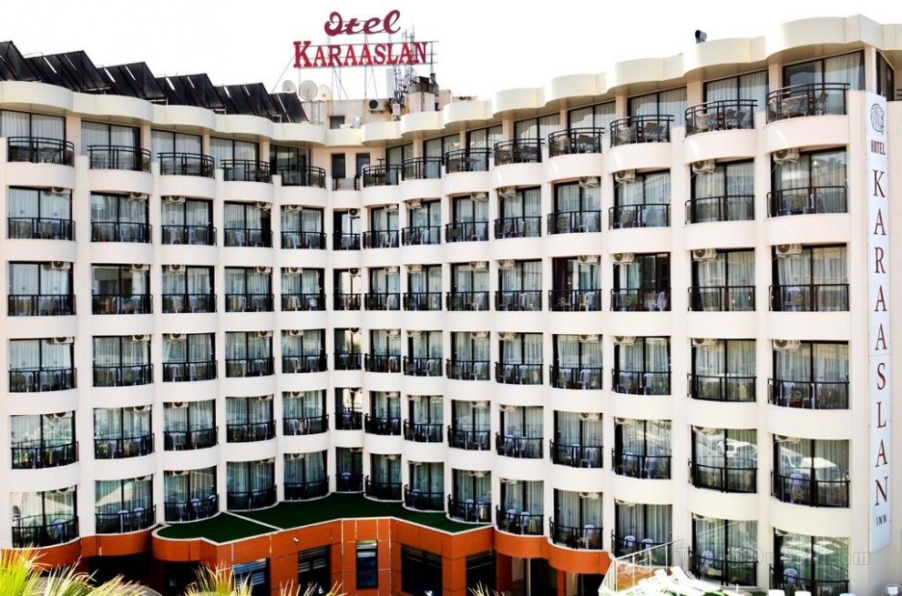 Khách sạn By Karaaslan Inn