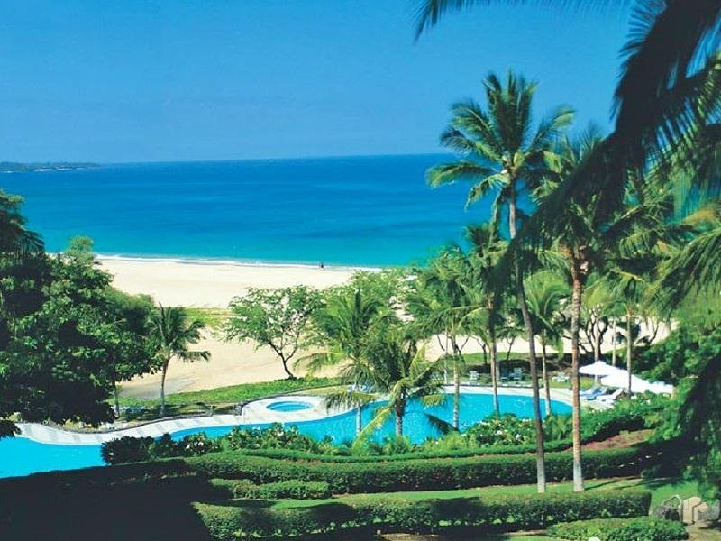 Hapuna Beach Resort