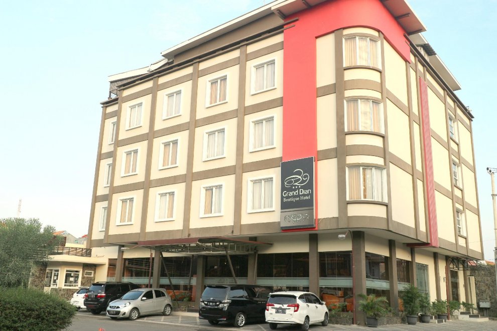 Khách sạn Grand Dian Cirebon