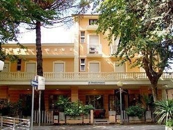 Khách sạn Mediterraneo Club Benessere