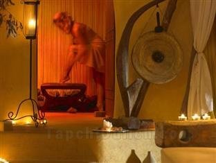 Suites of the Gods Cave Spa Hotel