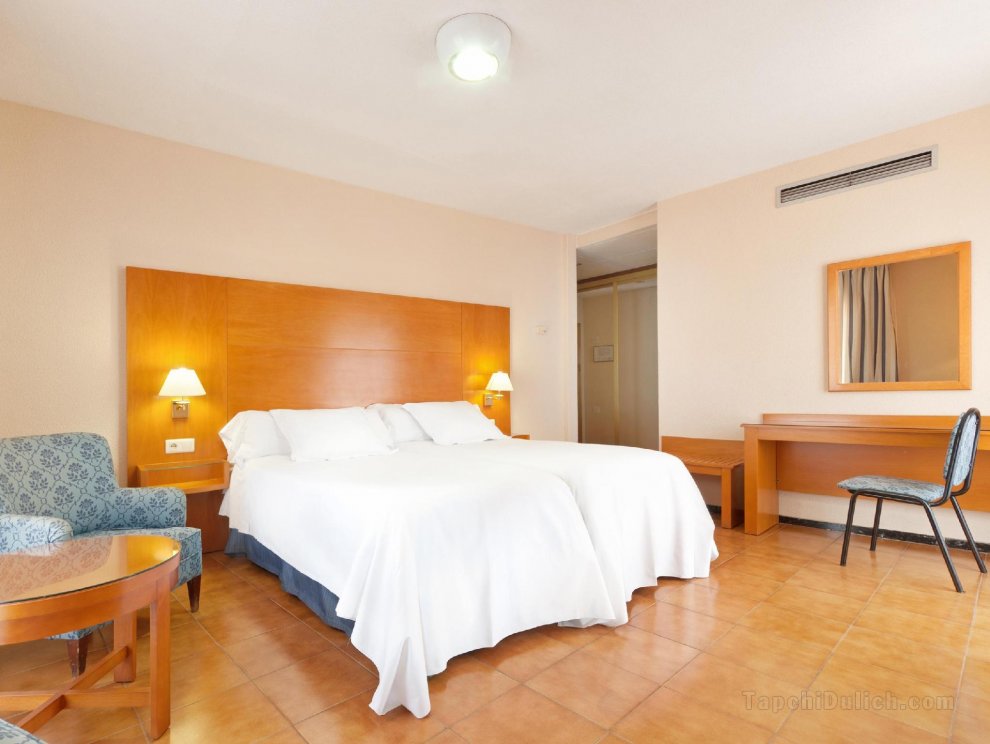 Khách sạn Tryp Ciudad de Alicante