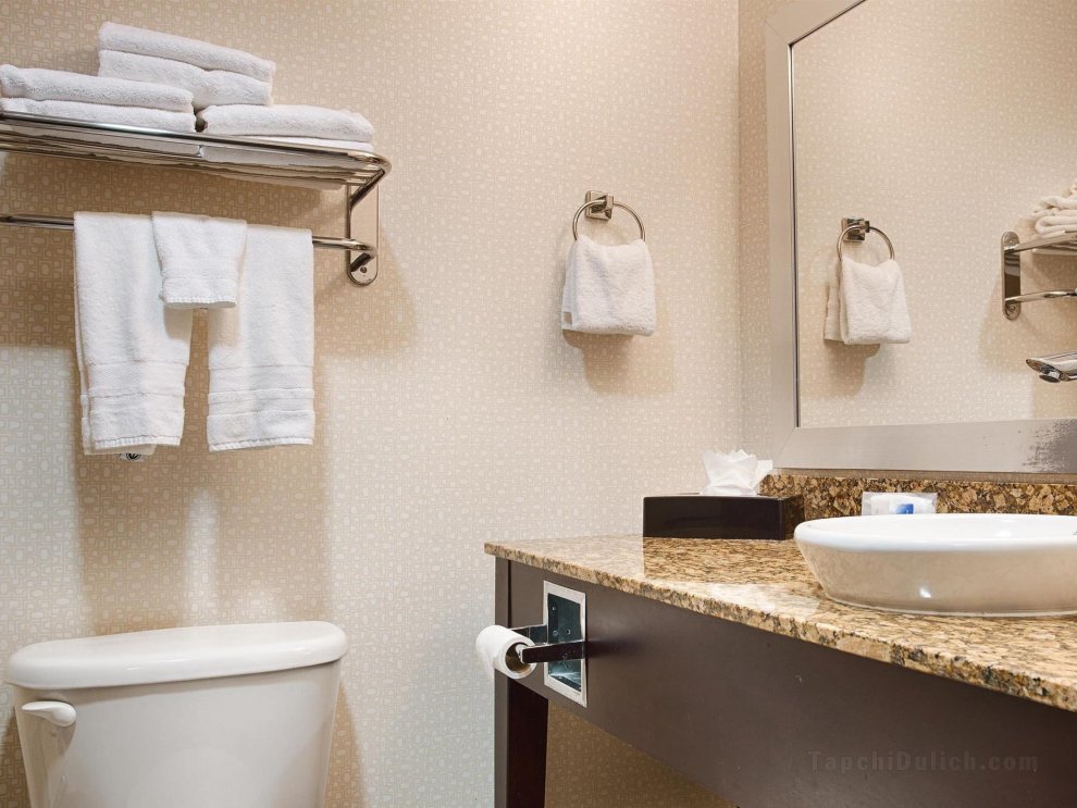 Best Western Plus Fort Lauderdale Airport South Inn and Suites