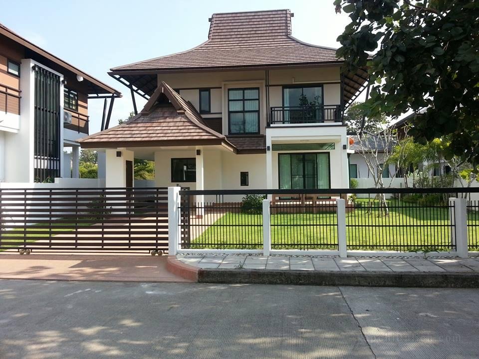 Lanna Montra Villa in Hang Dong