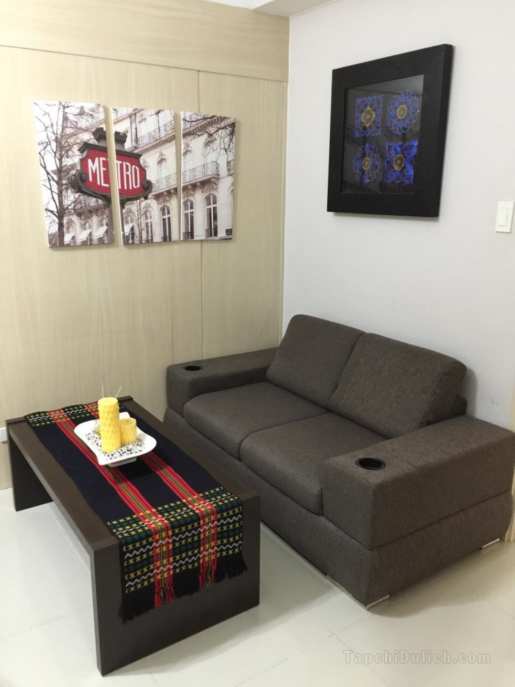 Fully Furnished Two Bedroom Condo at the Grass