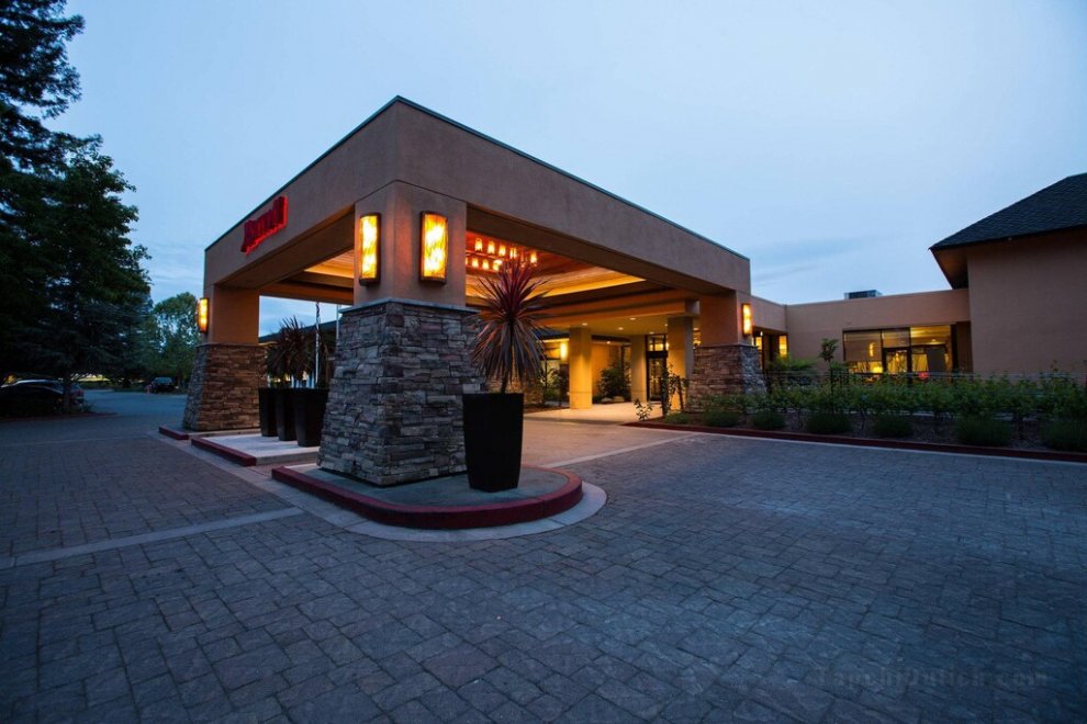 Khách sạn Napa Valley Marriott & Spa
