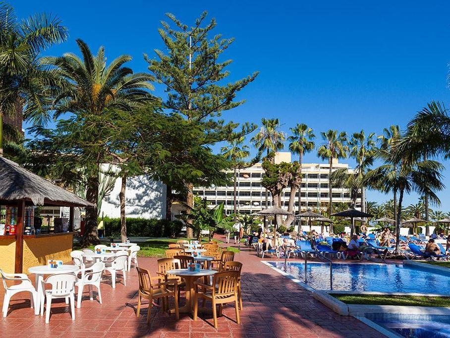 Khách sạn Blue Sea Puerto Resort