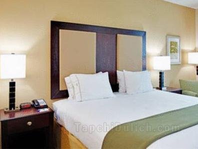 Khách sạn Holiday Inn Express & Suites Gulf Shores