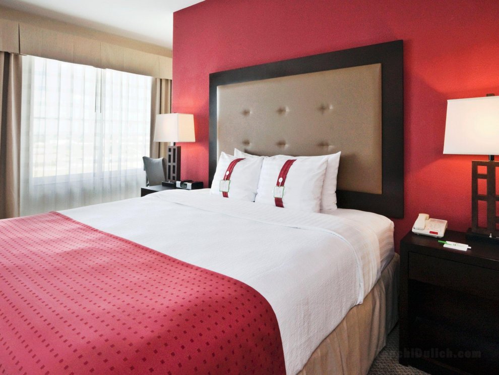 Khách sạn Holiday Inn & Suites Waco Northwest